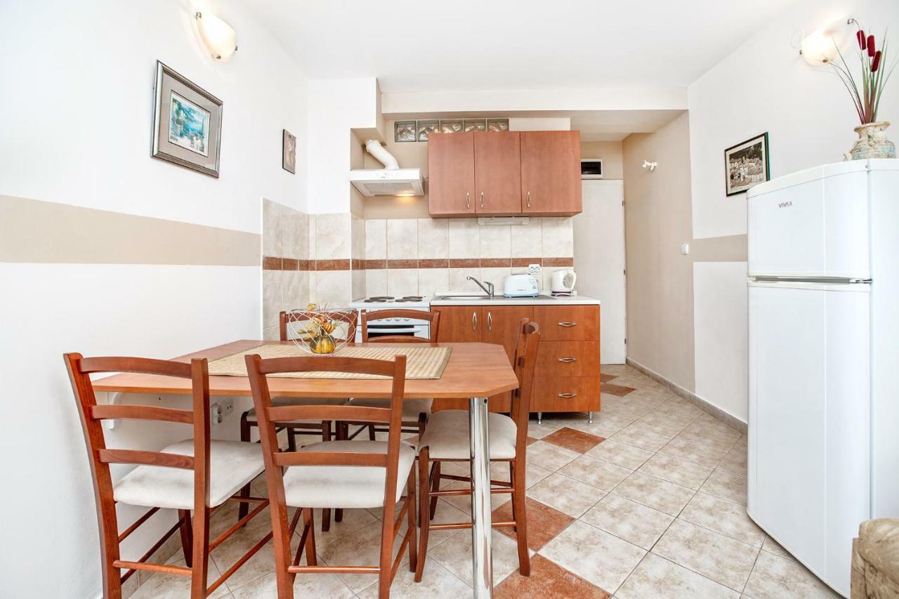 Apartments Villa Popovic Котор Экстерьер фото