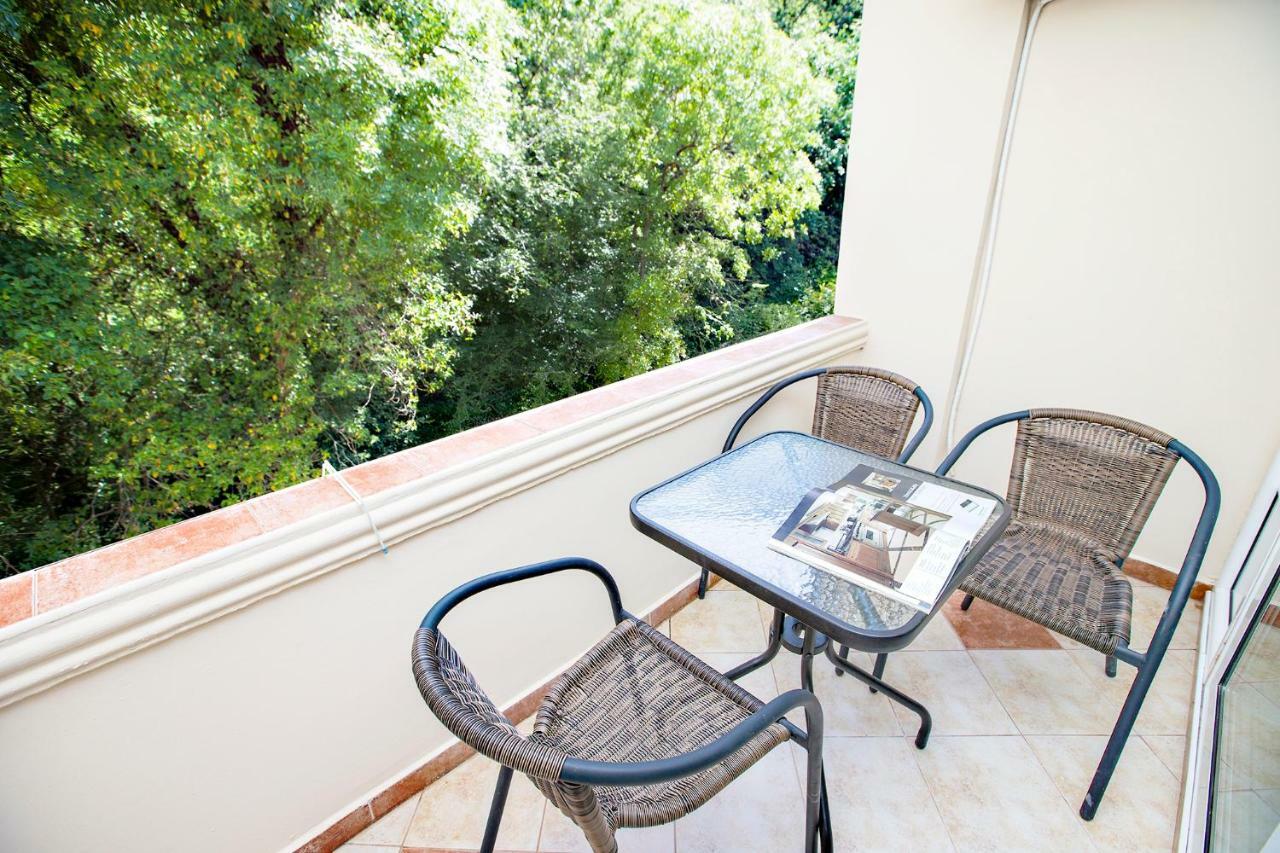 Apartments Villa Popovic Котор Экстерьер фото