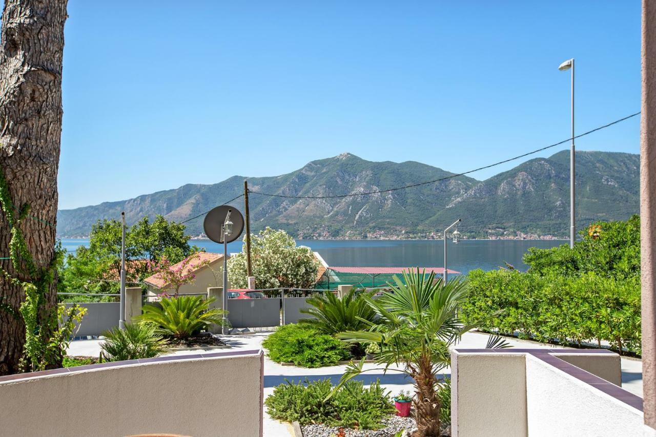 Apartments Villa Popovic Котор Экстерьер фото